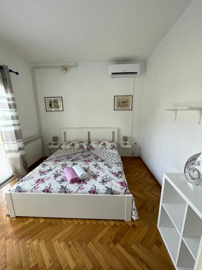 Apartments Mornar Poljica  Buitenkant foto